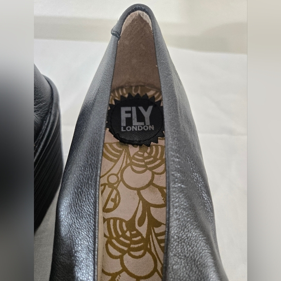 Fly London Women's Black Wedge Heel Slip-On Shoes Work Church Comfort, 40 (9) - Picture 3 of 8